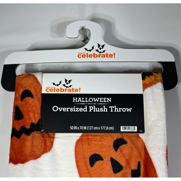 Way To Celebrate Halloween PUMPKIN Plush Throw Blanket 50" x 70" - Picture 5 of 7